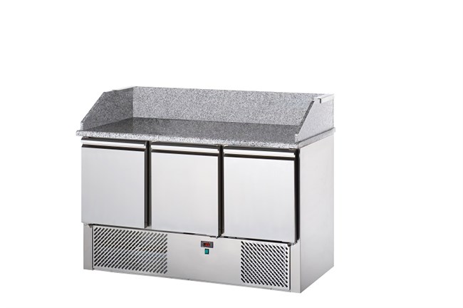 Saladette refrigerata  3 porte  piano in granito con alzata