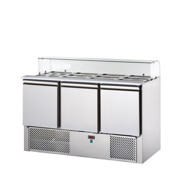 Saladette refrigerata tre porte e vetro curvo