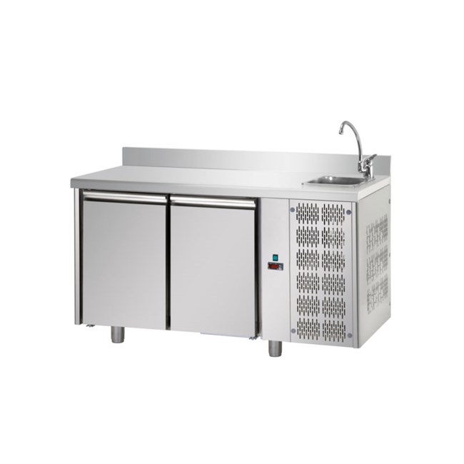 Tavolo refrigerato TN 2 porte con alzatina e lavello M